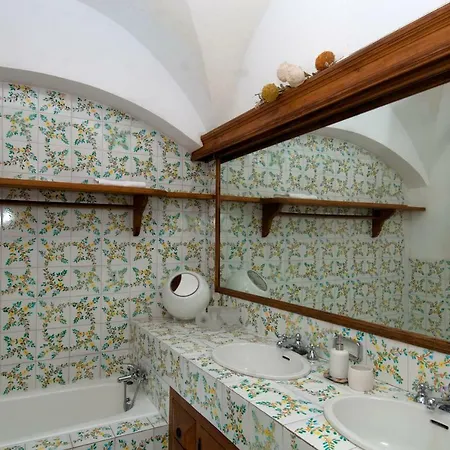 Edera Villa *